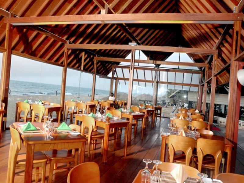 Hotel Sunset Beach نيجومبو المظهر الخارجي الصورة