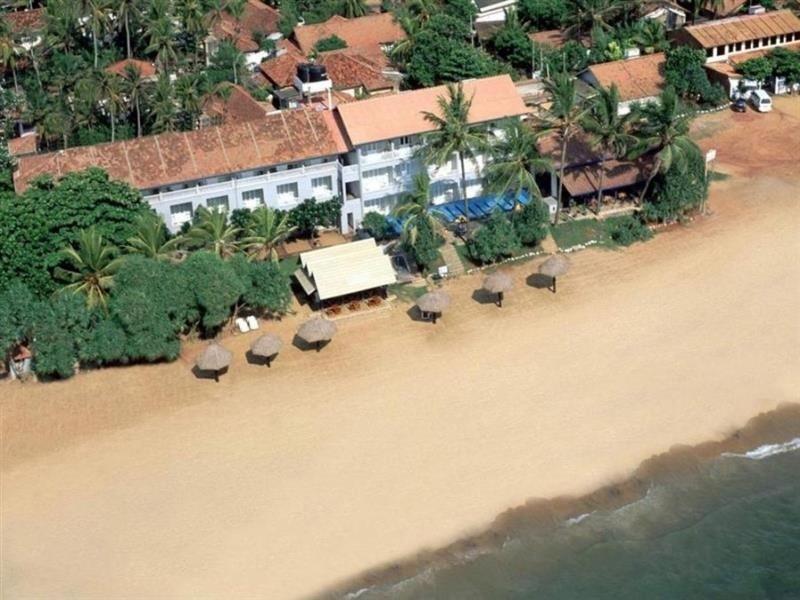 Hotel Sunset Beach نيجومبو المظهر الخارجي الصورة